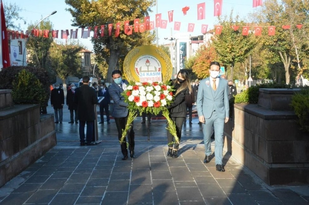 Malatya’da 24 Kasım Öğretmenler Günü kutlamaları
