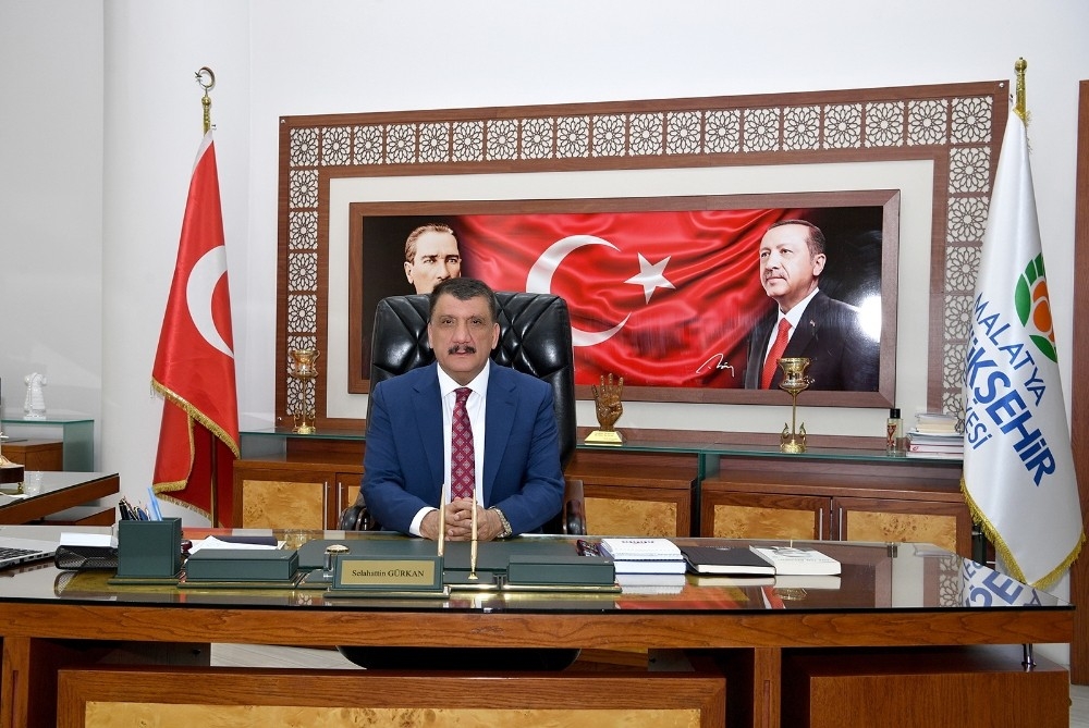 Başkan Gürkan’dan İstiklal Marşı’nın kabul edilişinin yıldönümü mesajı