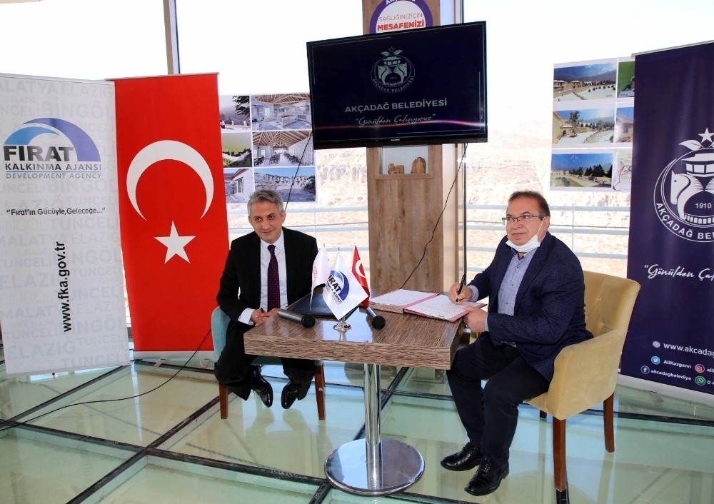 ’Büyüleyici Vadiyi Seyrediyorum’ projesinde imzalar atıldı