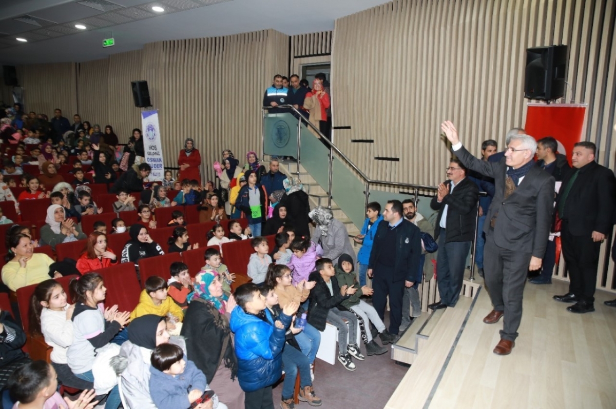 Battalgazi’de öğrencilere sinema keyfi