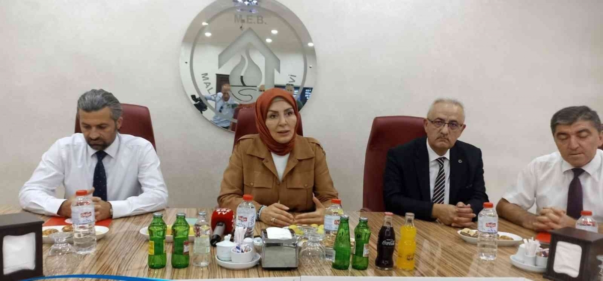 Malatya’da ’kayısı yetiştiriciliği’ dersi tarım okulları müfredatına alınacak