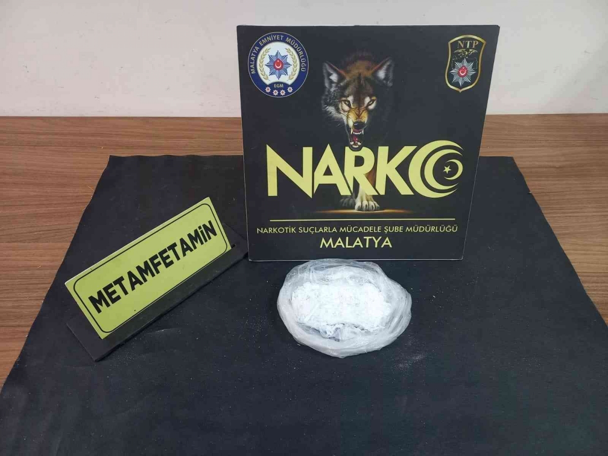 Malatya’da zehir tacirlerine darbe