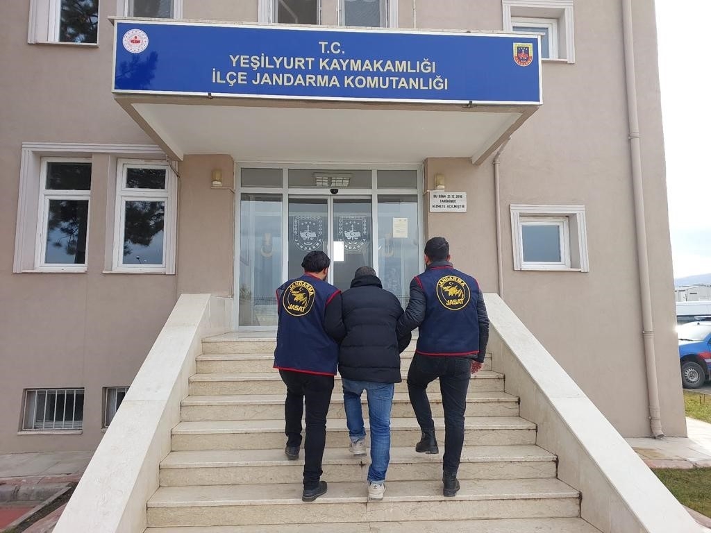 25 yıl kesinleşmiş hapis cezası bulunan cinayet şüphelisi yakalandı