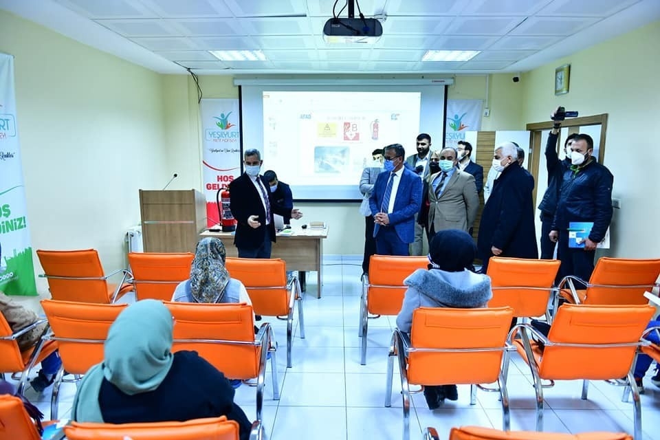 Yeşilyurt’ta arama kurtarma eğitim programı devam ediyor