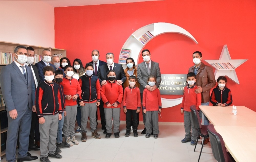 Şehit Semih Özbey’in adı kütüphanede yaşatılacak
