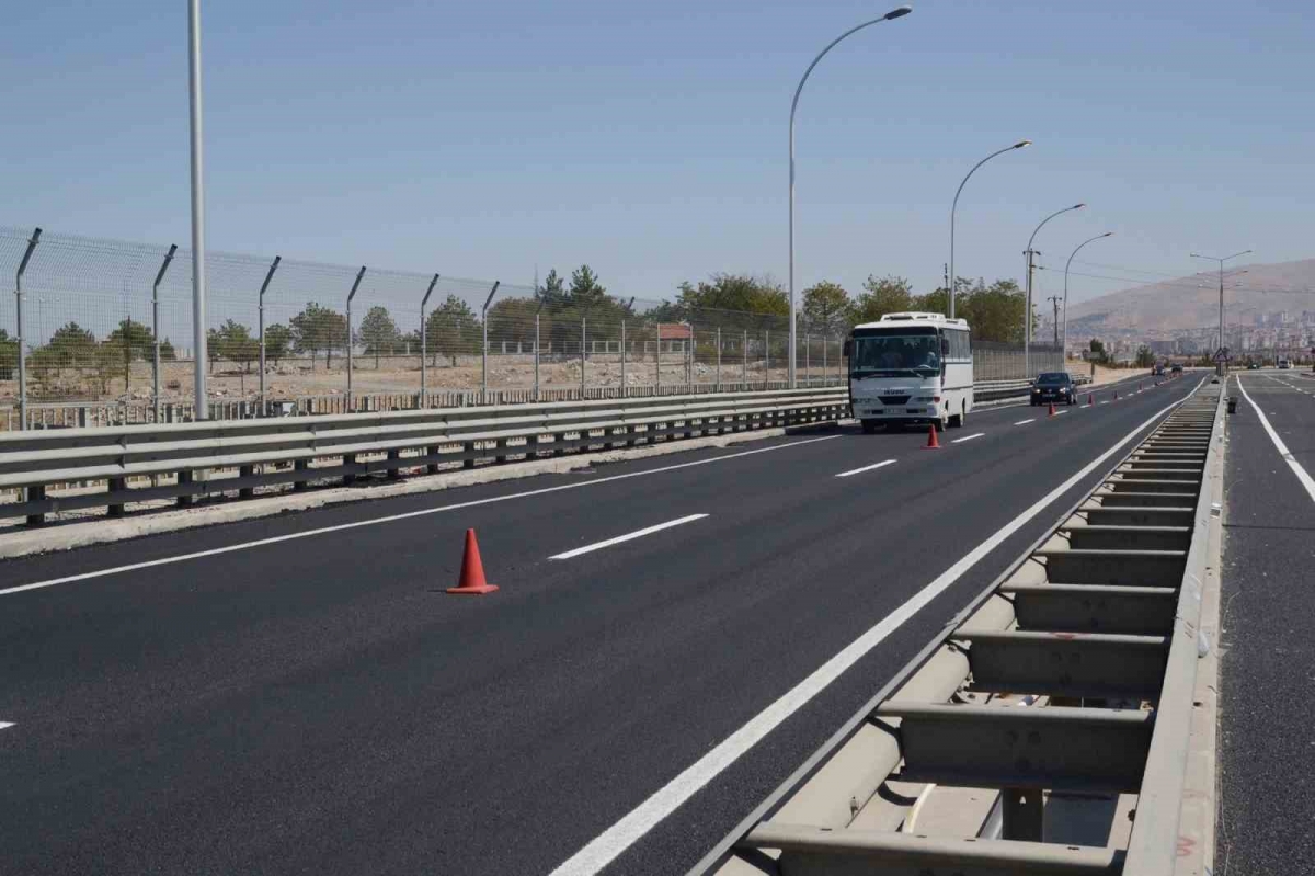 Beylerderesi Viyadüğü bakıma alınıyor